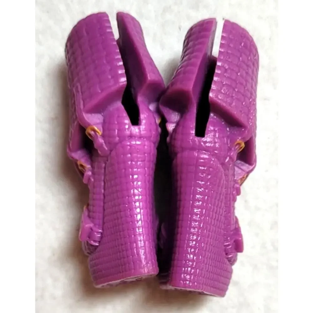 Monster High Clawdeen Wolf Scarily Ever After Little Dead Riding Hood Boots
